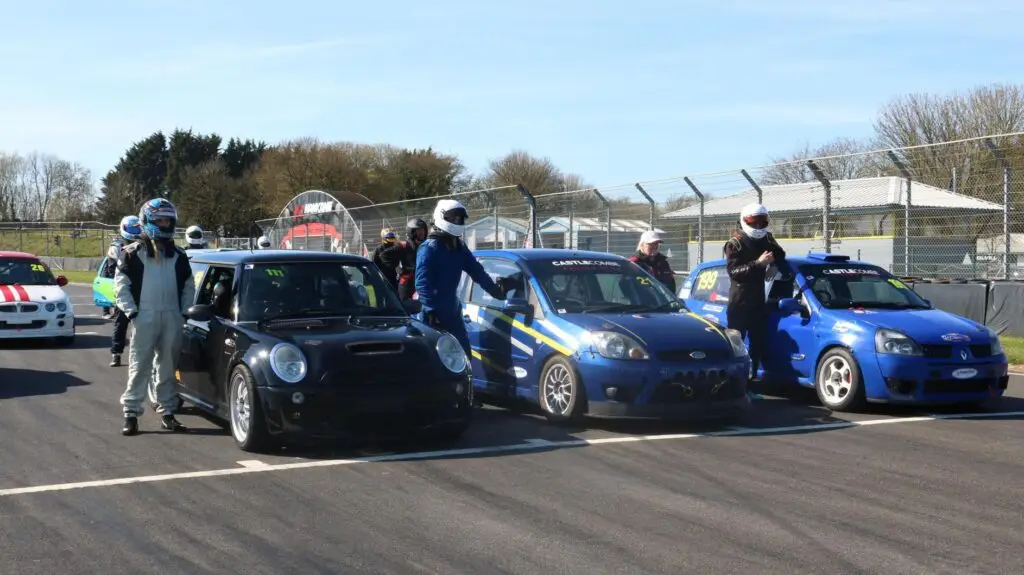 Drivers and cars on track
